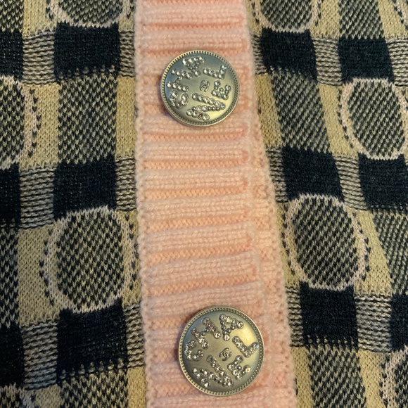 CHANEL CASHMERE PLAID POLKA DOT 2021 Autumn Rhinestone Buttons Logo 40 - Picture 3 of 16